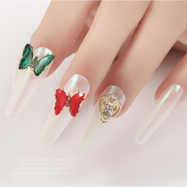 ラインストーン ネイルジュエリー ネイルアート ネイルパーツ セルフネイル キラキラ ネイル用品 蝶々 ちょうちょ 小さな立体バタフライ 選べる12色 Kawamura 00 923 2 川村yahoo ショップ 通販 Yahoo ショッピング