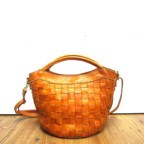 zucchero filato（ズッケロ フィラート） カウレザーメッシュ2way