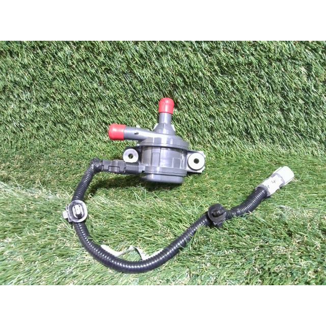 レクサス（LEXUS） ES 6AA-AXZH10 ウォーターポンプ A25A-FXS 085 美品