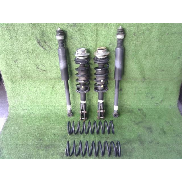 タント DBA-L375S ストラット・アブソーバーセット(1台分) KF-VE B68