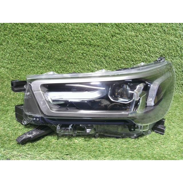 Hilux Gr ヘッドライト中古(左) ハイラックス 3DF-GUN125 左ヘッドライト 2GD-FTV 089 コイト 美品 低