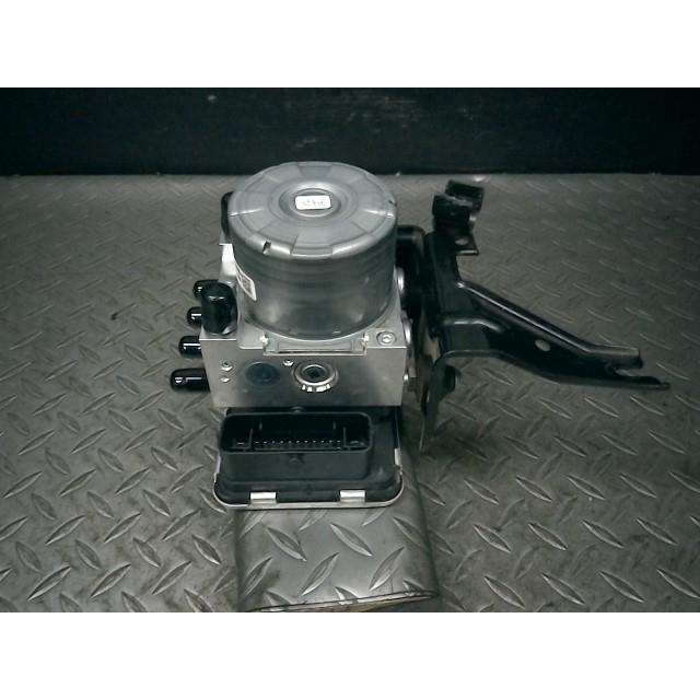 Ｙさま Q＆Qスマイルソーラーウォッチ MATCHING STYLE