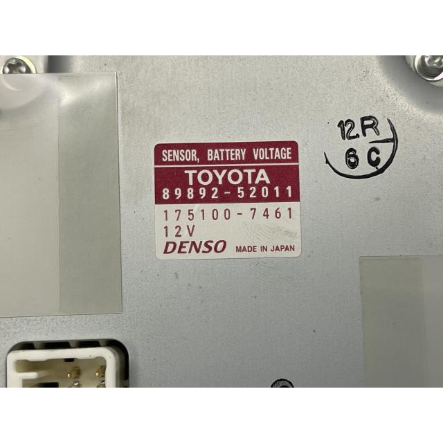 アクア NHP10 バッテリボルテージセンサー 89892-52011 : 株式 アクア NHP10 バッテリボルテージセンサー 89892-52011 : 株式