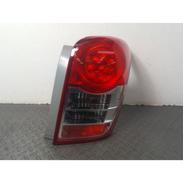 カローラフィールダー NZE161G テールランプ 右 NZE161G フィルダー 右