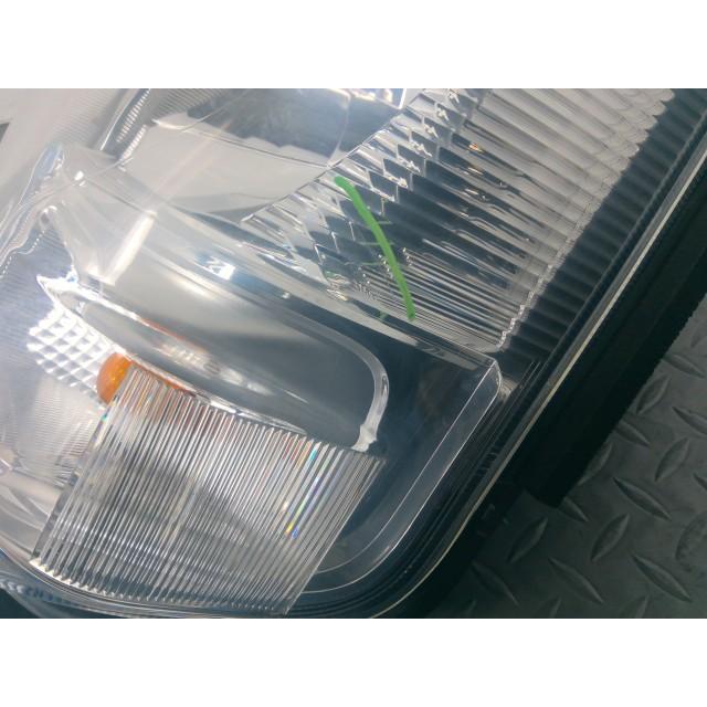 エブリィ  DA17V 左 ヘッドランプ ライト 35320-64P00の画像