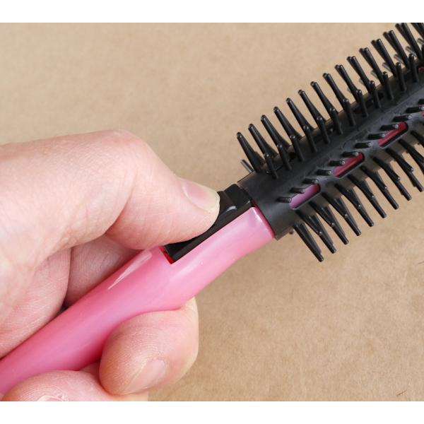 ヘアブラシ 回転プッシュボタン付 色指定不可 2mkt 100円雑貨 日用品卸 Bababa 通販 Yahoo ショッピング