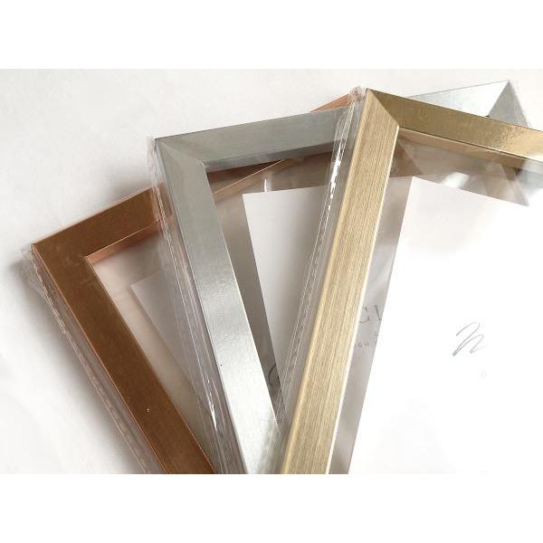 フォトフレーム メタリック調 19.8×14.7cm ［色指定不可］ : 100円雑貨