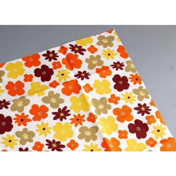 カットクロス　なぁたろ様　白3 枚オレンジ3枚 北欧柄カットクロス 25×30cm ［色柄指定不可］ (100円ショップ 100円