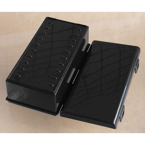 仕切りカードケース ブラック 20×10.8×高さ7.2cm : 100円雑貨&日用品卸