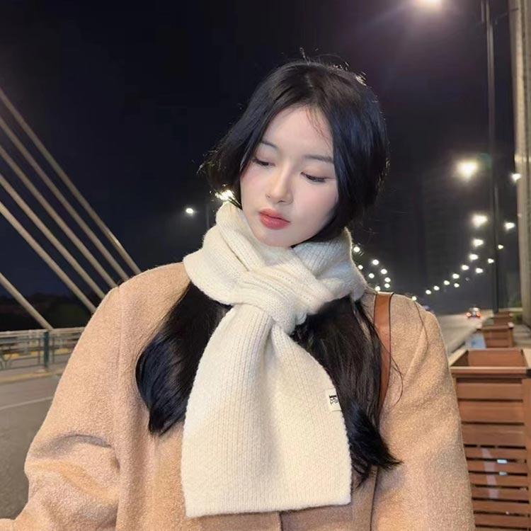 ストール秋 冬 防寒編みニット マフラー 差し込み マフラー黒 61DM0W8UovL._AC_SL1324_.jpg
