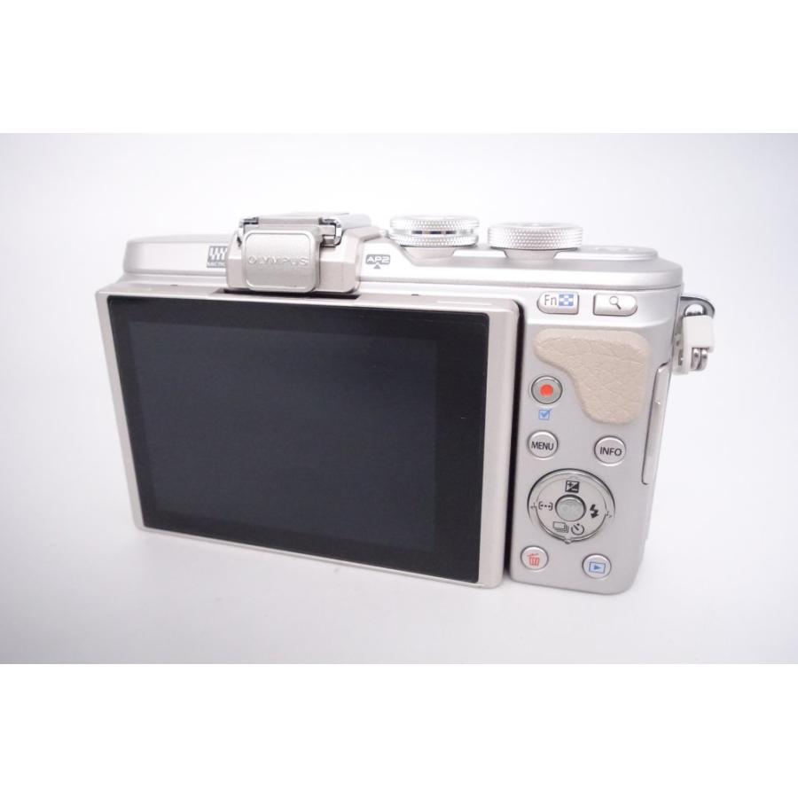 極上品】オリンパス OLYMPUS ミラーレス一眼 E-PL8 EZ ボディー