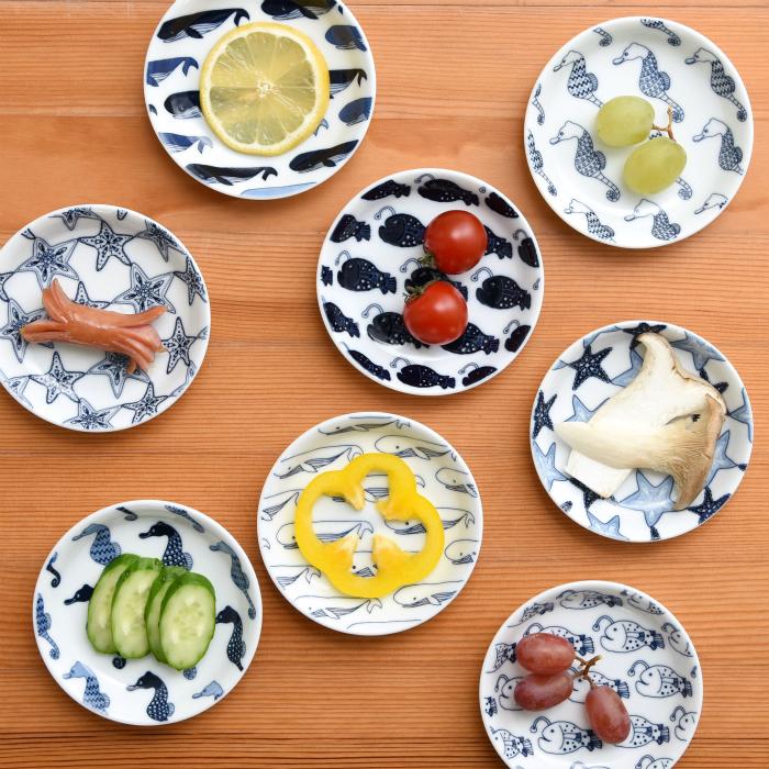波佐見焼 食器 ナチュラル69 Natural69 豆皿 魚柄 ジンベイ 釣りよか 芸能人 チョウチンアンコウ クジラ おしゃれ和食器 かわいい 藍 平皿 モダン プレート カザリス食器店 通販 Yahoo ショッピング