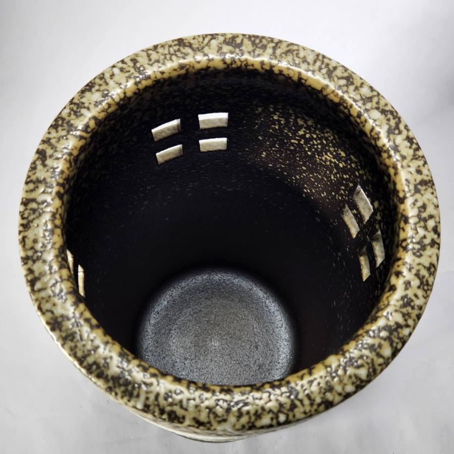 白窯変格子彫傘立 （信楽焼き・陶器・傘立・梅雨・玄関・収納・B035-04） 白窯変格子彫傘立 （信楽焼き・陶器・傘立・梅雨・玄関・収納・B035-04