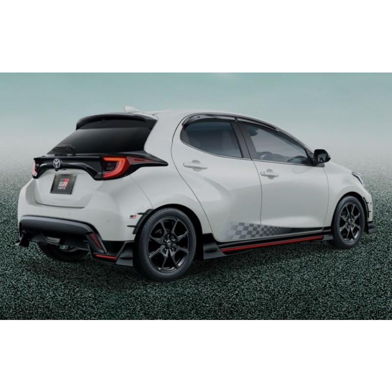 TRD Yaris ヤリス MXPA10/15, KSP210, MXPH10/14/15/17用 GRエアロ