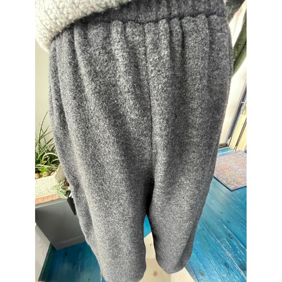 美品　センソユニコ　慈雨　グレーパンツ Sensounico（センソユニコ） 慈雨 センソ 中古 リサイクル レディース