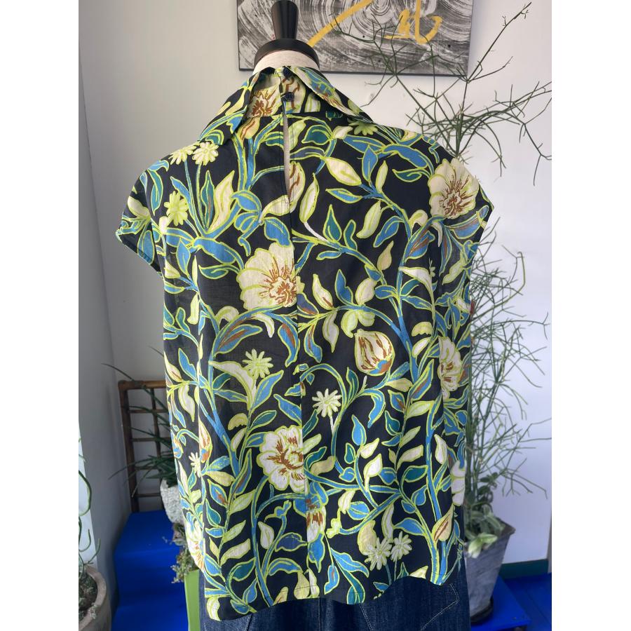 セモア　中古　レディース　トップス　ブラウス　ノースリーブ　花柄　美品 |  | 06