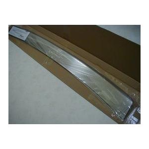 【新品未開封】プリウスα 純正部品 リアバンパーステップガード値下げしました。 トヨタ 大型送料加算商品 ○純正部品トヨタ プリウスαリヤ