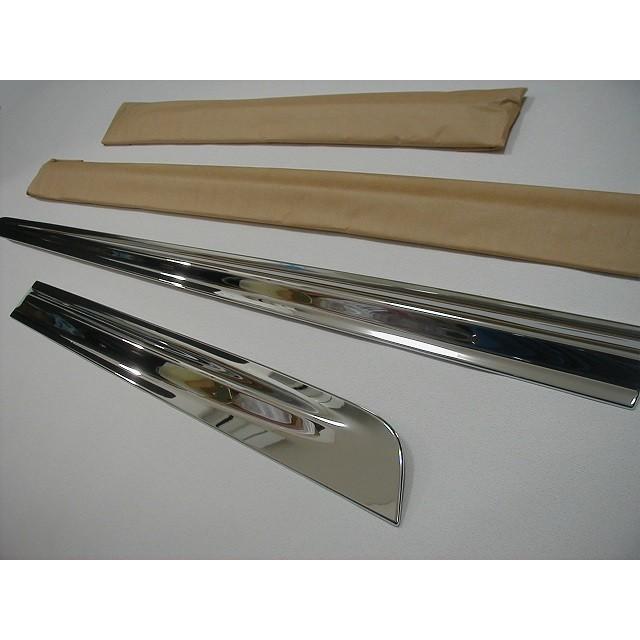 サイドガーニッシュ　トヨタ純正用品　210系クラウン トヨタ（TOYOTA） トヨタ純正 メッキサイドガーニッシュ クラウン