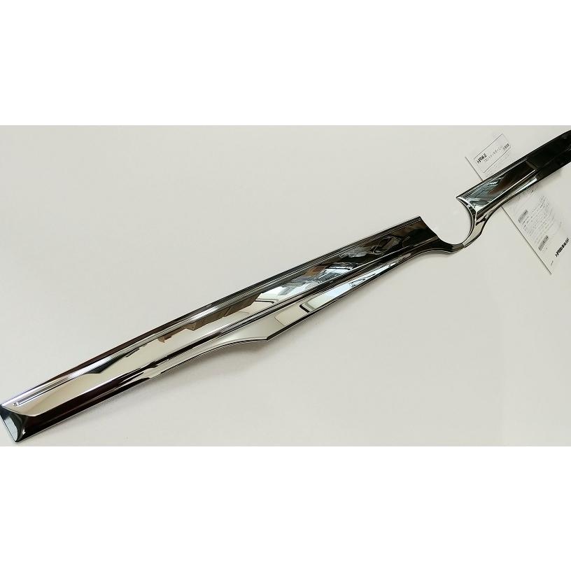 トヨタ トヨタ純正 フロントメッキガーニッシュ ハイエース 200
