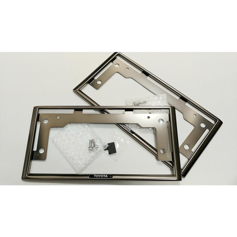 トヨタ（TOYOTA） トヨタ純正 ナンバーフレーム・チタン調 ［フロント