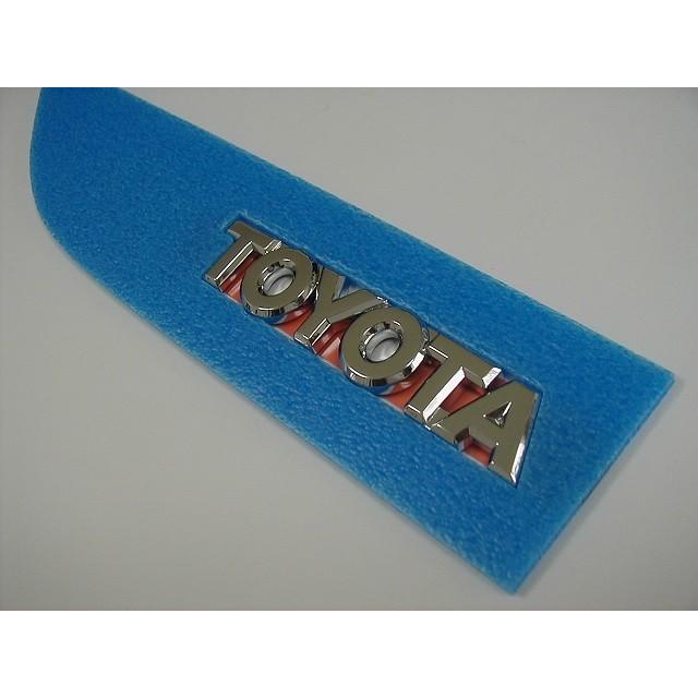 トヨタ（TOYOTA） 欧州トヨタ純正 シルバーエンブレム ［GT86用TOYOTA