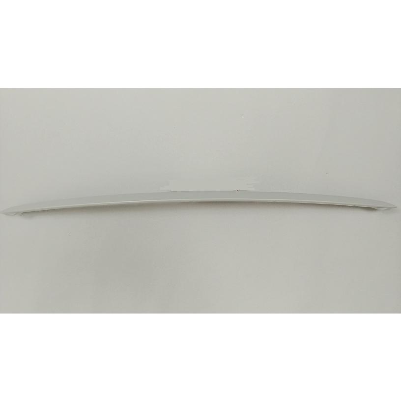 130系マークＸ　GRスポーツ　純正ボンネットフードモール　ホワイトパール062 130系マークX GRスポーツ 純正ボンネットフードモール ホワイト