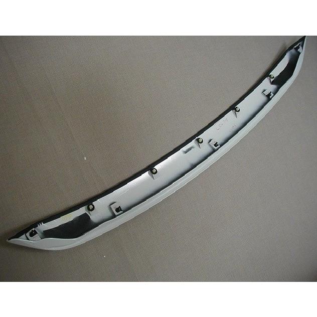 トヨタ（TOYOTA） トヨタ純正 フードモール (カラード) ハリアー 60系