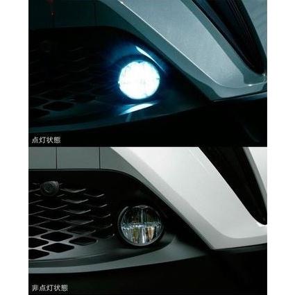 トヨタ純正 LEDフォグランプ Ｃ−ＨＲ ZYX10・NGX50