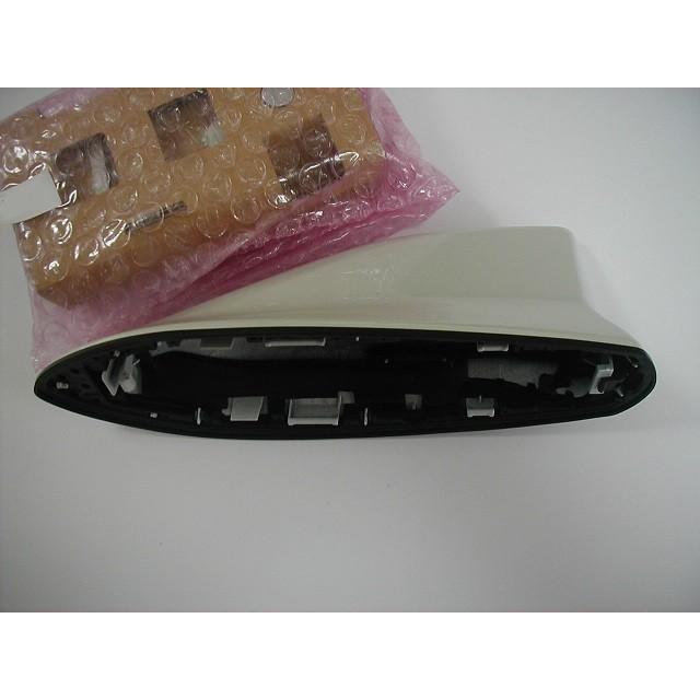 トヨタ（TOYOTA） トヨタ純正 アンテナカバーキット (ルーフシャーク