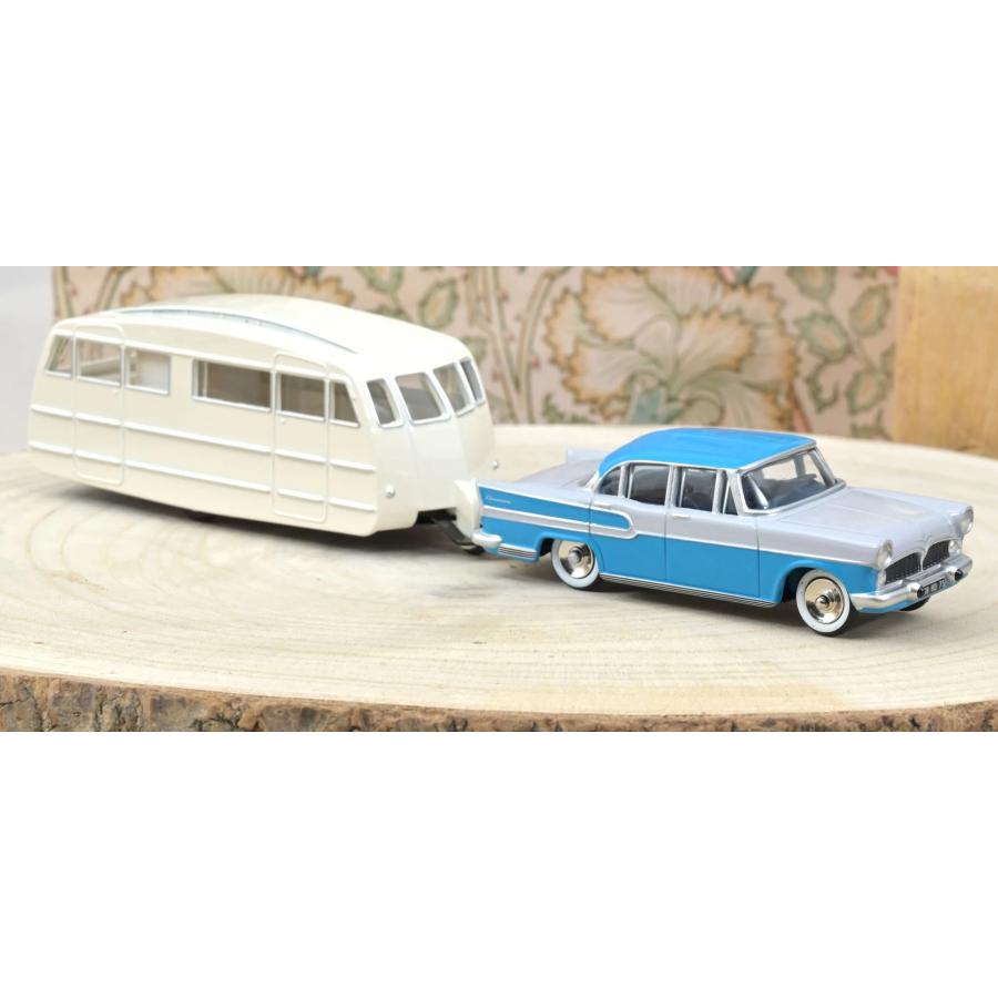 フォード シムカ ヴデット 1958 & Henon トレーラーハウス 本日特価！フォード シムカ ヴデット 1958 & Henon トレーラーハウス