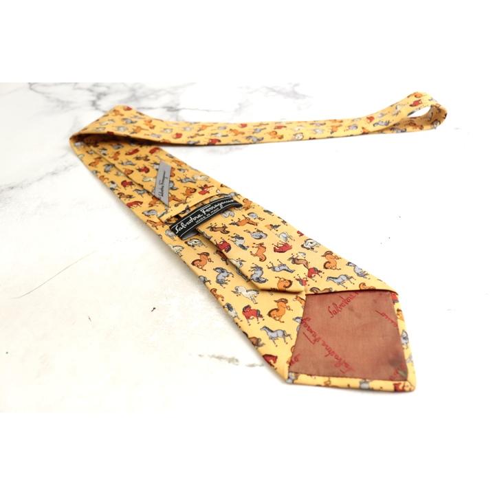 未使用　Salvatore Ferragamo　フェラガモ　ネクタイ シルク　黄 未使用タグ付】フェラガモ ネクタイ シルク 金魚×舟柄 アンカー