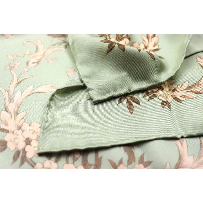 LAURA ASHLEY ローラアシュレイ スカーフ 花柄 ブランド 小物 LAURA ASHLEY ローラアシュレイ スカーフ 花柄 ブランド 小物