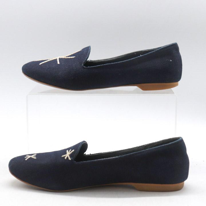 CAMPER・刺繍ストラップシューズ・サイズ37・ヒール約4㎝ CAMPER・黒・花刺繍がお洒落なストラップシューズ・サイズ37