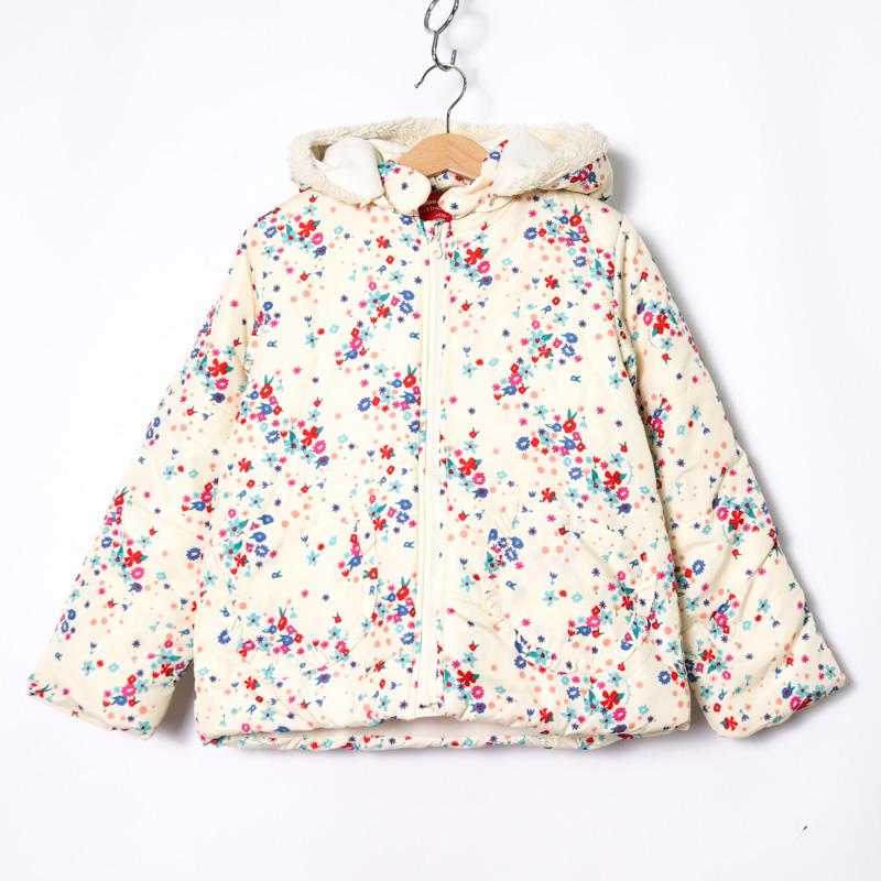 I19 美品 M 9 レオナール 花柄 中綿入り アウター レディース I19 美品 M 9 レオナール 花柄 中綿入り アウター レディース