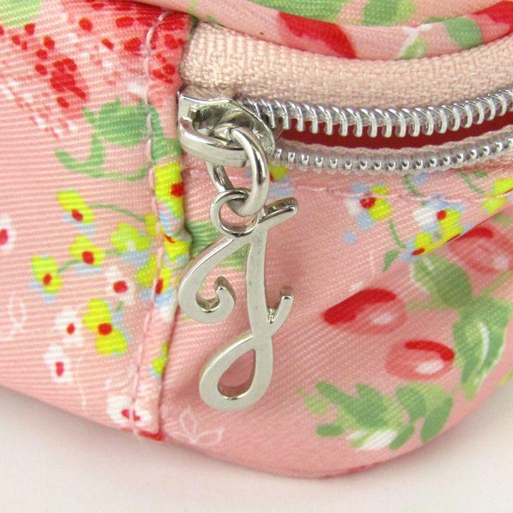 JILL STUART（ジルスチュアート） ポーチ イチゴ柄 メイクポーチ 小物