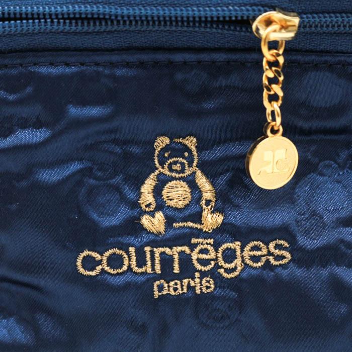 courreges（クレージュ） ポーチ 未使用 バニティポーチ マルチケース