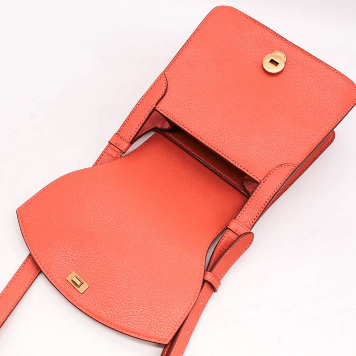 チャールズ＆キース ショルダーバッグ レザー 斜め掛け 鞄 カバン 