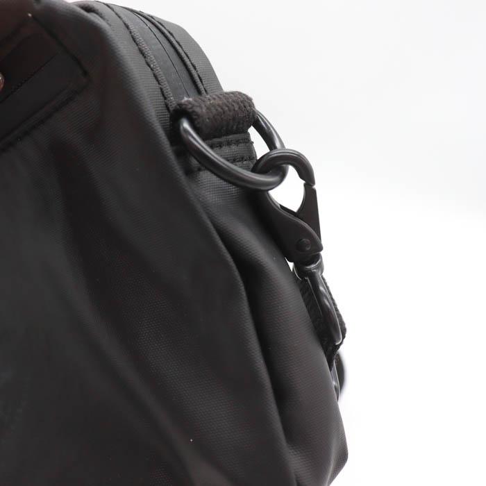 kipling（キプリング） ショルダーバッグ チャーム付き 斜め掛け 鞄