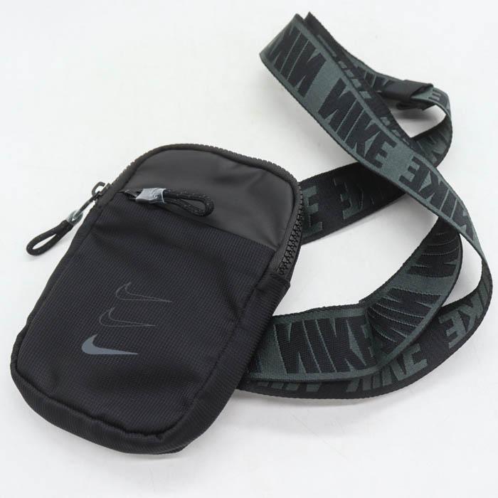 NIKE（ナイキ） スポーツウェア エッセンシャル ヒップパック トリプル 