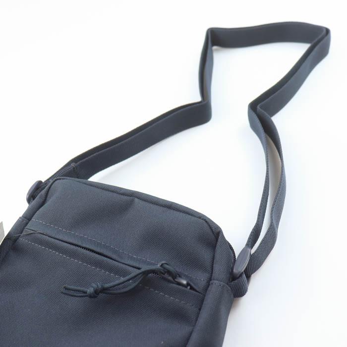 リーバイス短パン型の斜めがけバッグ非売品 リーバイス短パン型の斜