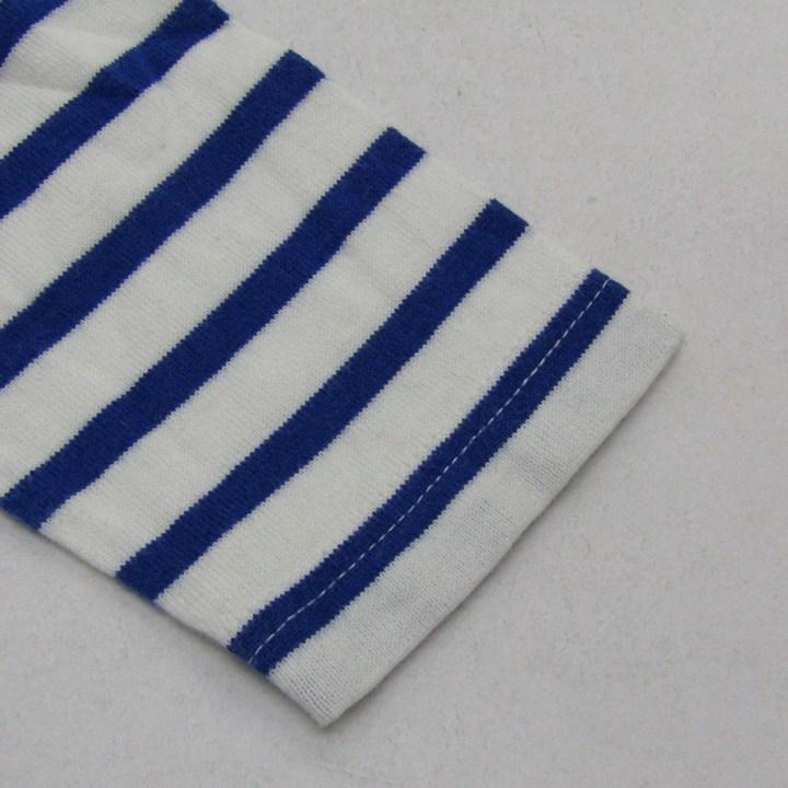 新品未使用　ファミリア　トップス　長袖　ボーダー ファミリア 長袖Tシャツ トップス ボーダー 車 日本製 ベビー 男の子