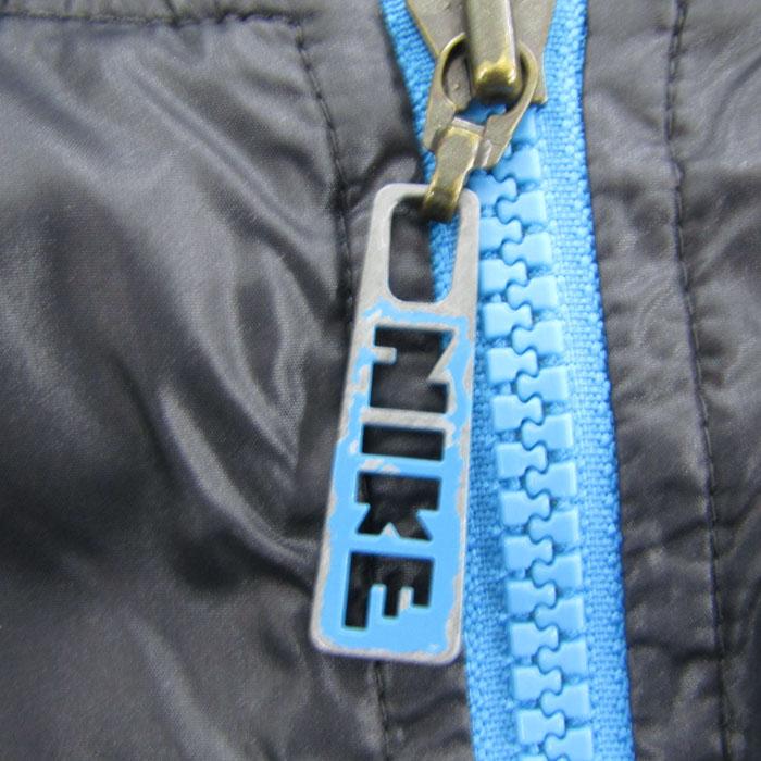 NIKE（ナイキ） ナイロンジャケット ウインドブレーカー スポーツ 