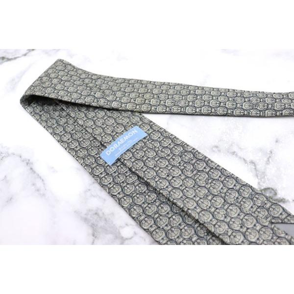 ドラえもん Doraemon キャラクター柄 グレー ブランド ネクタイ 送料無料 中古 良品 Ss Kbnet Deux 通販 Yahoo ショッピング