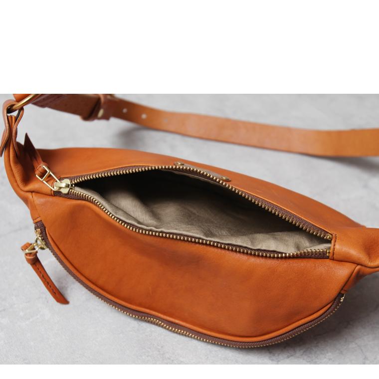 スロウ SLOW ボディーバッグ ショルダーバッグ rubono leather fanny スロウ SLOW ボディーバッグ ショルダーバッグ rubono leather fanny