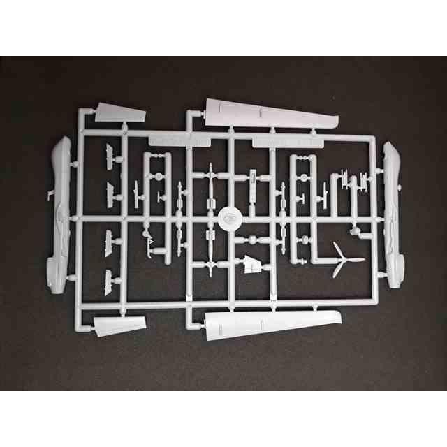 ミニウイング 1/144 MQ-9 リーパー 2イン1 (2機入り)　箱パッケージ　プラモデル MINI328 ★ |  | 02