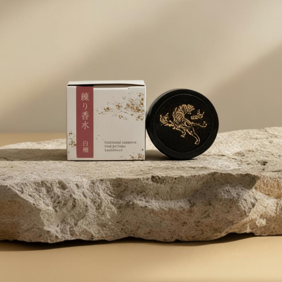 練り香水 白檀 フレグランスクリーム サンダルウッド メンツ バレンタインプレゼント 男性にもお勧め 京都香彩堂 ギフト | 