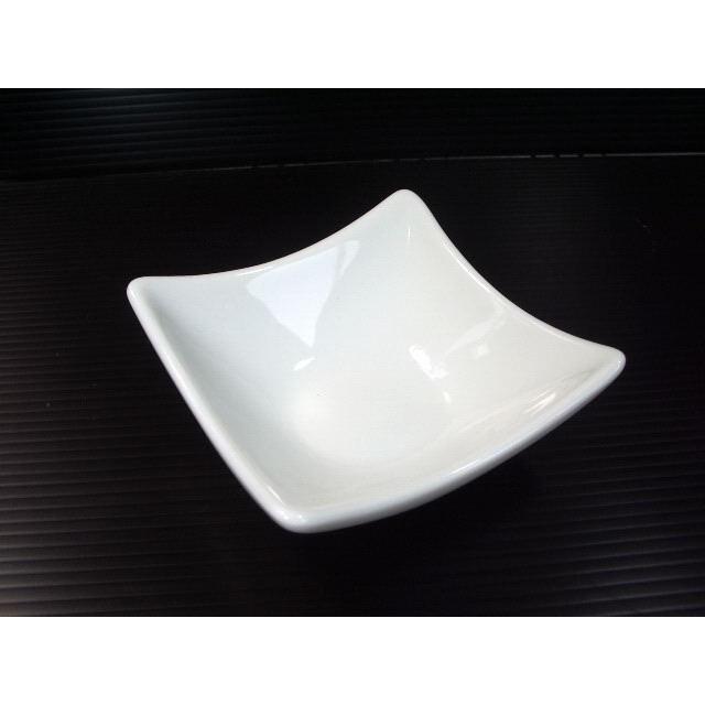 HO121　7cmスクエアディッシュ・白い角深皿 |  | 01