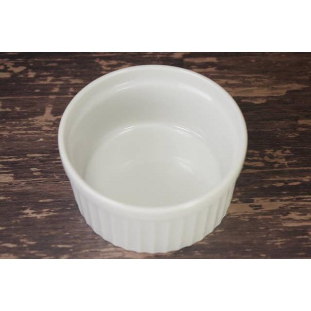 MC061　白約９ｃｍスフレカップ・グラタン　[美濃焼/日本製/陶磁器/ホワイト/ココット/ビュッフェ/デザート/ソース/レストラン/業務用/アウトレット] |  | 01