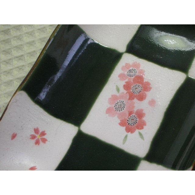長角鉢・織部格子桜21.2ｃｍ　[美濃焼/日本製/陶磁器/和食器/和風/グリーン/緑/煮物鉢/菓子鉢/菓子入れ/ギフト/花/おしゃれ] |  | 03