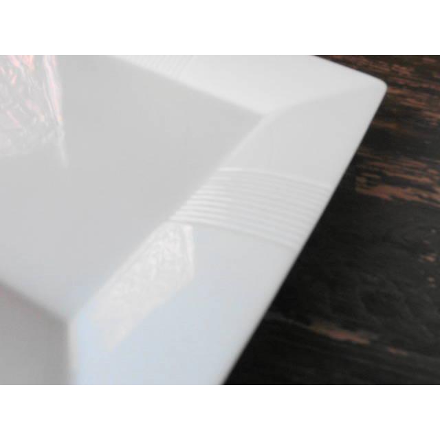 OZ018　白磁クロス正角22.7ｃｍ皿 [日本製/陶磁器/洋食器/洋風/大皿/盛皿/プラター/角/限定/おしゃれ/アウトレット] |  | 01